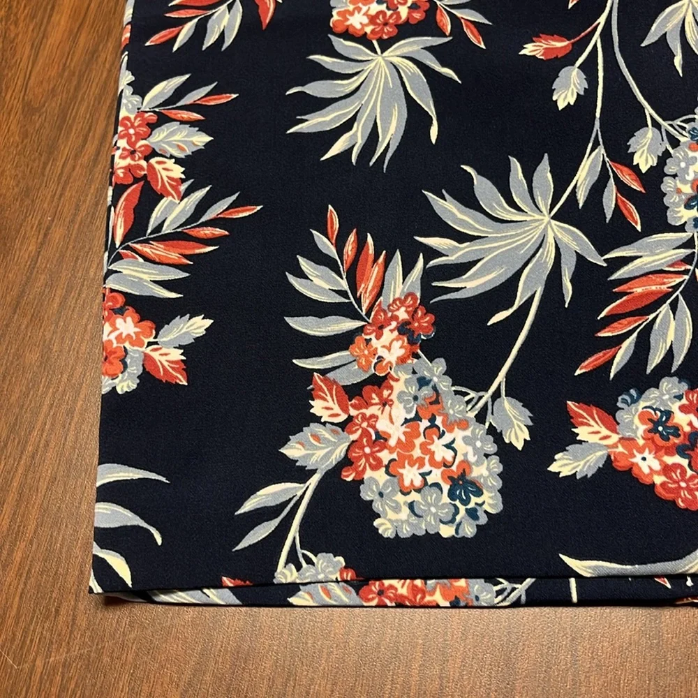 Ann Taylor factory skirt, size‎ 6, NWT